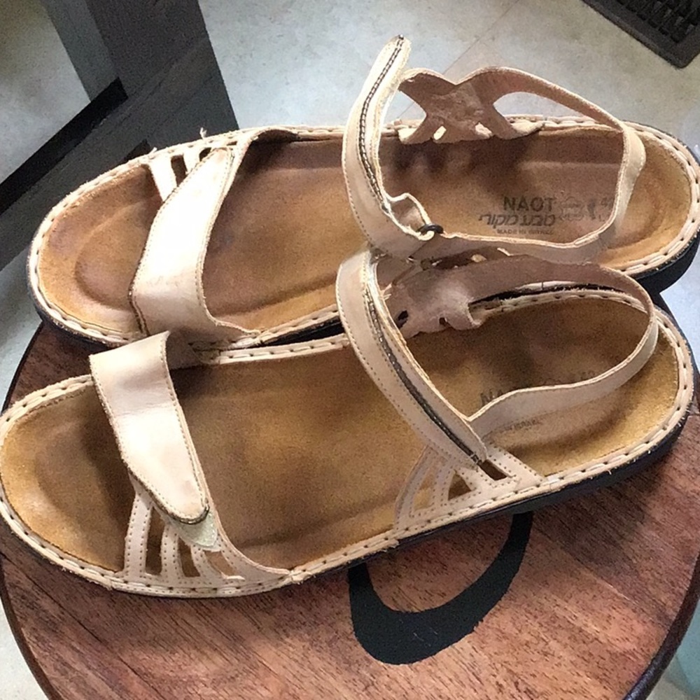 Naot sandals size 42/11 - Picture 4 of 5